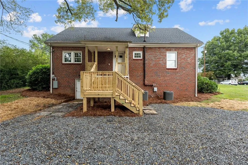 1308 Meadow Road Eden, NC 27288