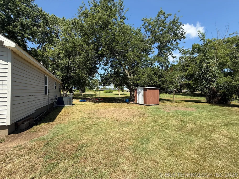 220 E Audd Avenue Checotah, OK 74426