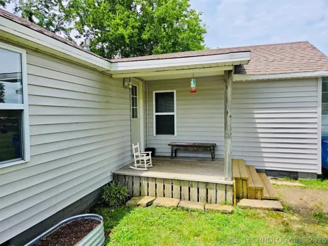 220 E Audd Avenue