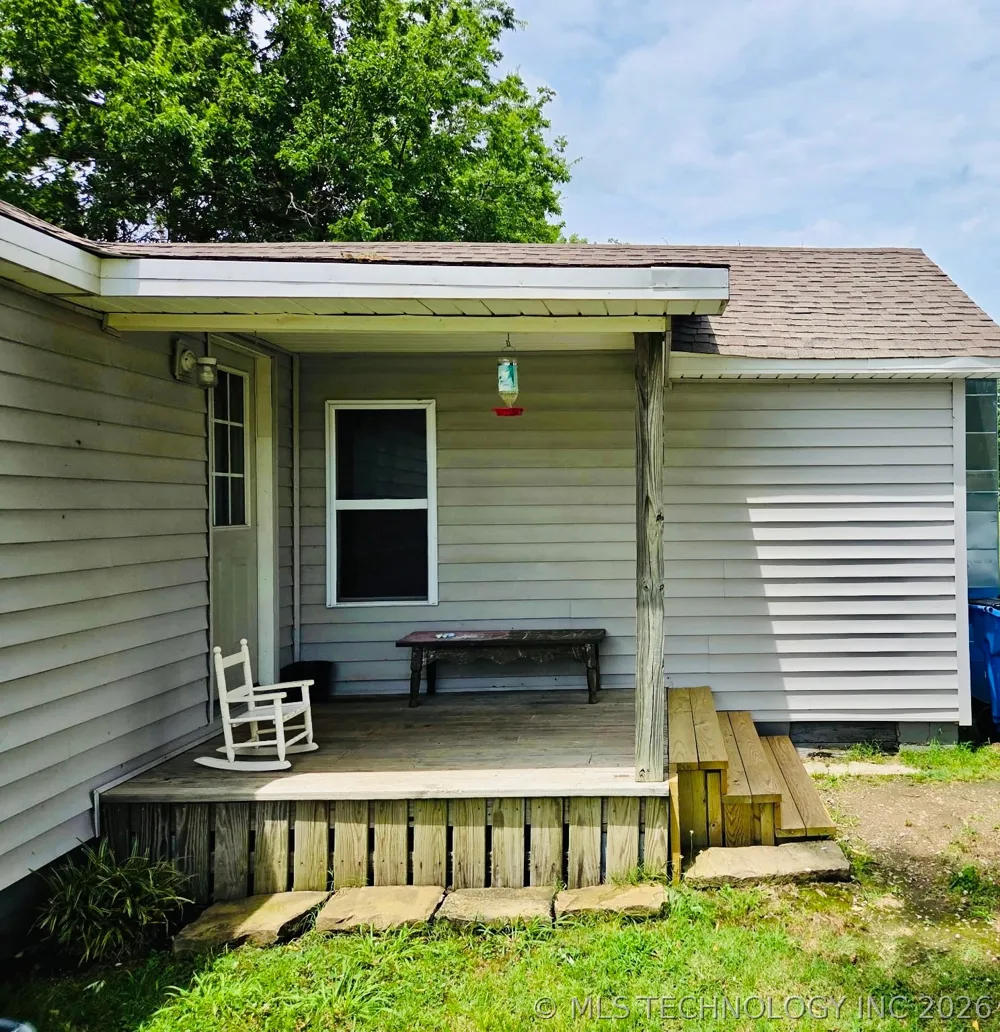 220 E Audd Avenue Checotah, OK 74426
