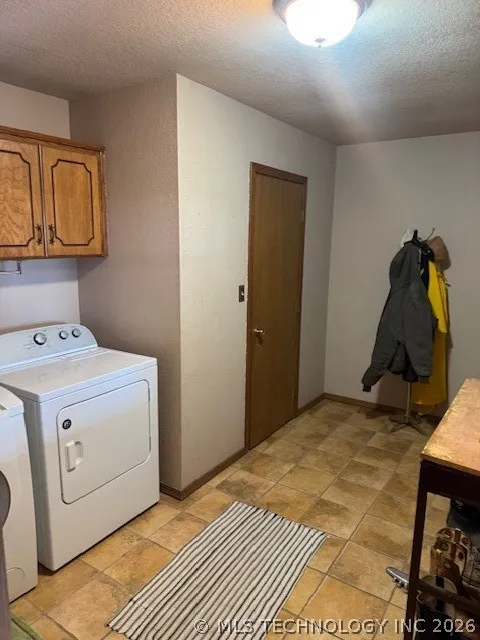 19315 Cook Madill, OK 73446