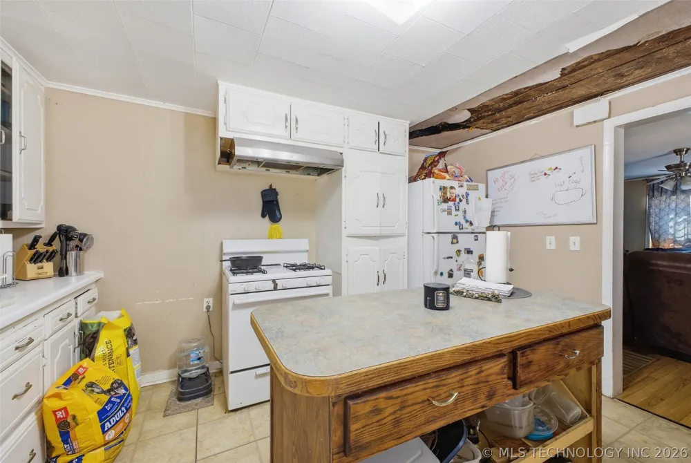 804 E Gardena Ada, OK 74820