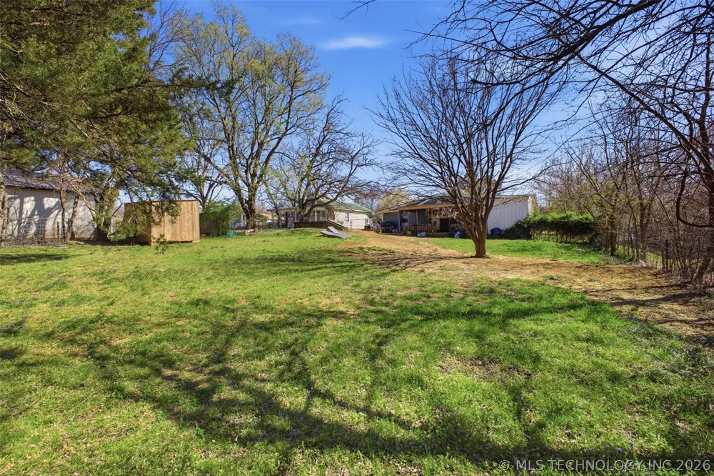 804 E Gardena Ada, OK 74820