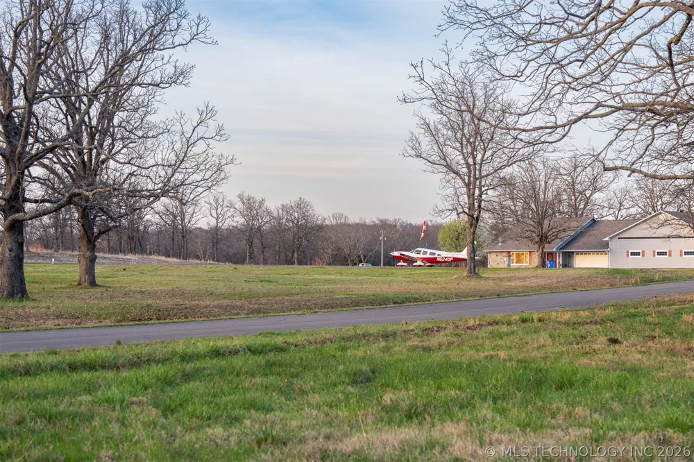 Summit Road Cookson, OK 74427