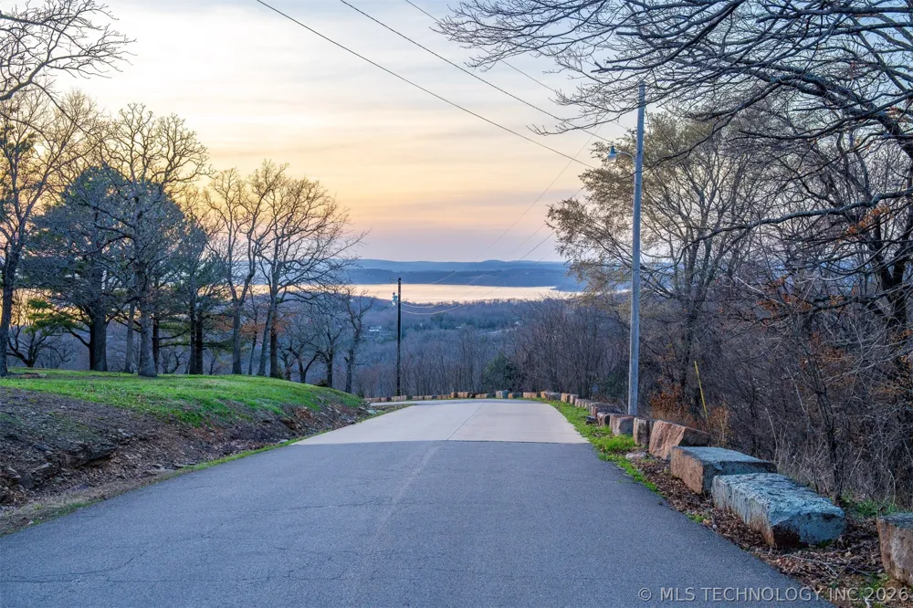 Summit Road Cookson, OK 74427