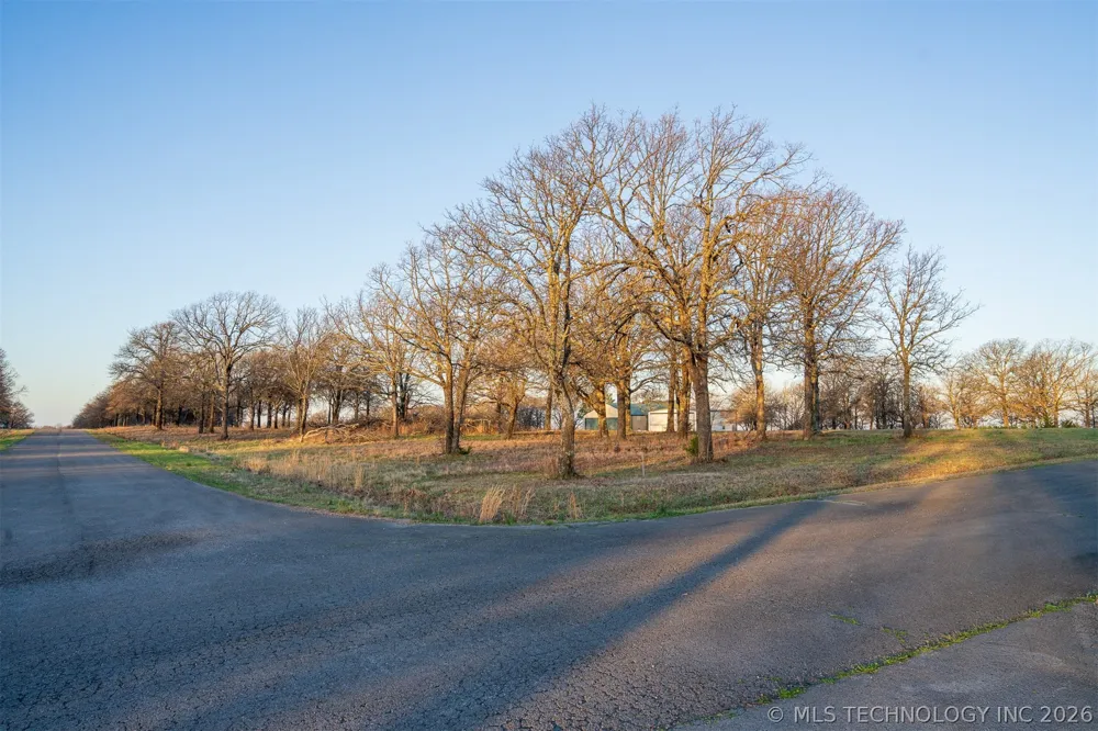 Summit Road Cookson, OK 74427