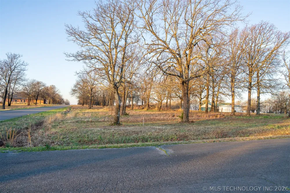 Summit Road Cookson, OK 74427