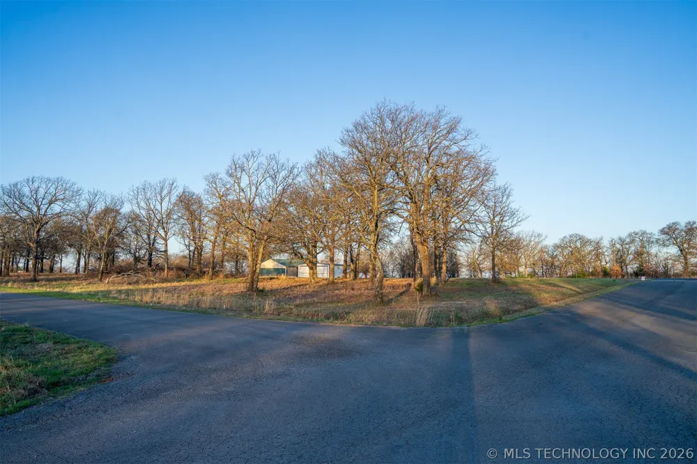 Summit Road Cookson, OK 74427