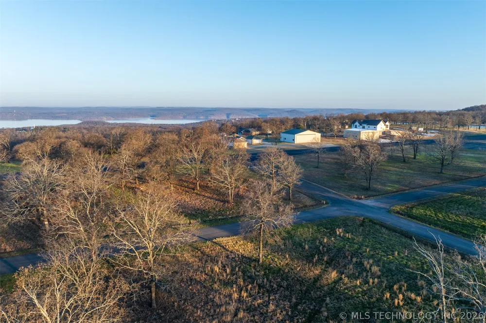 Summit Road Cookson, OK 74427