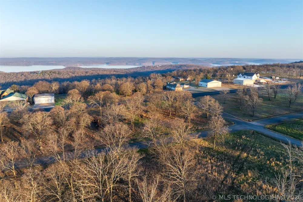 Summit Road Cookson, OK 74427