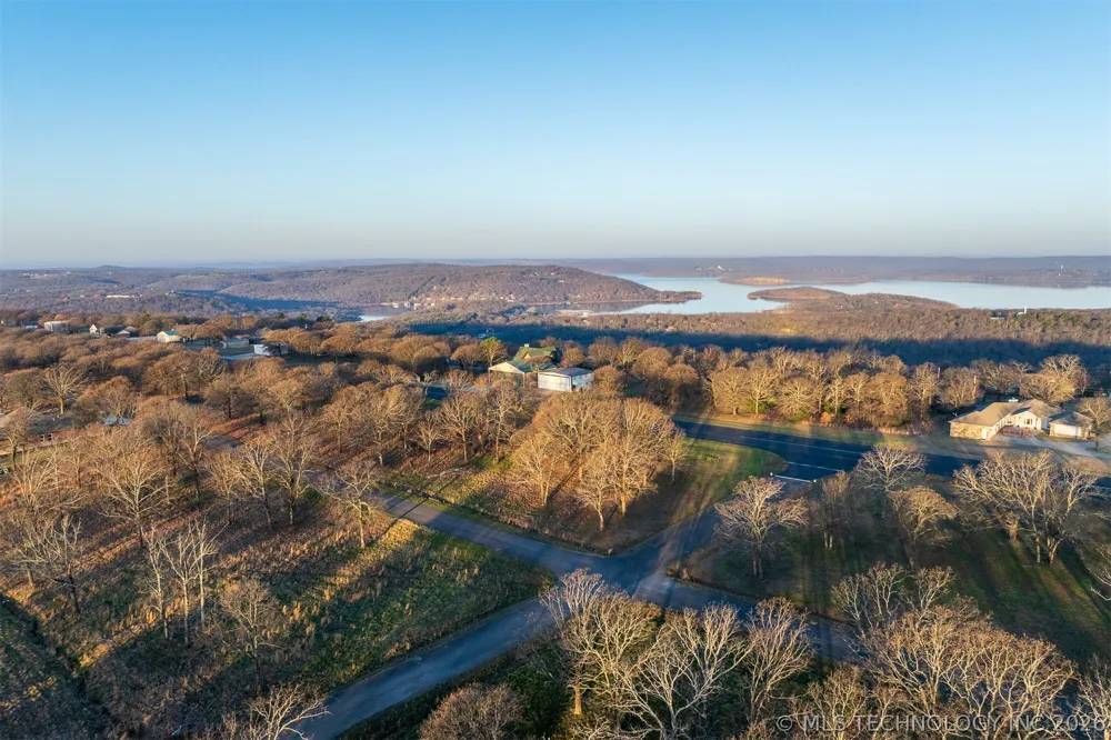 Summit Road Cookson, OK 74427