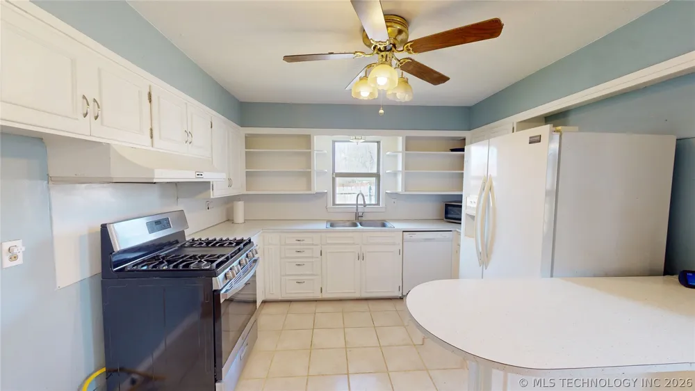 520 Crownpoint Drive Ada, OK 74820
