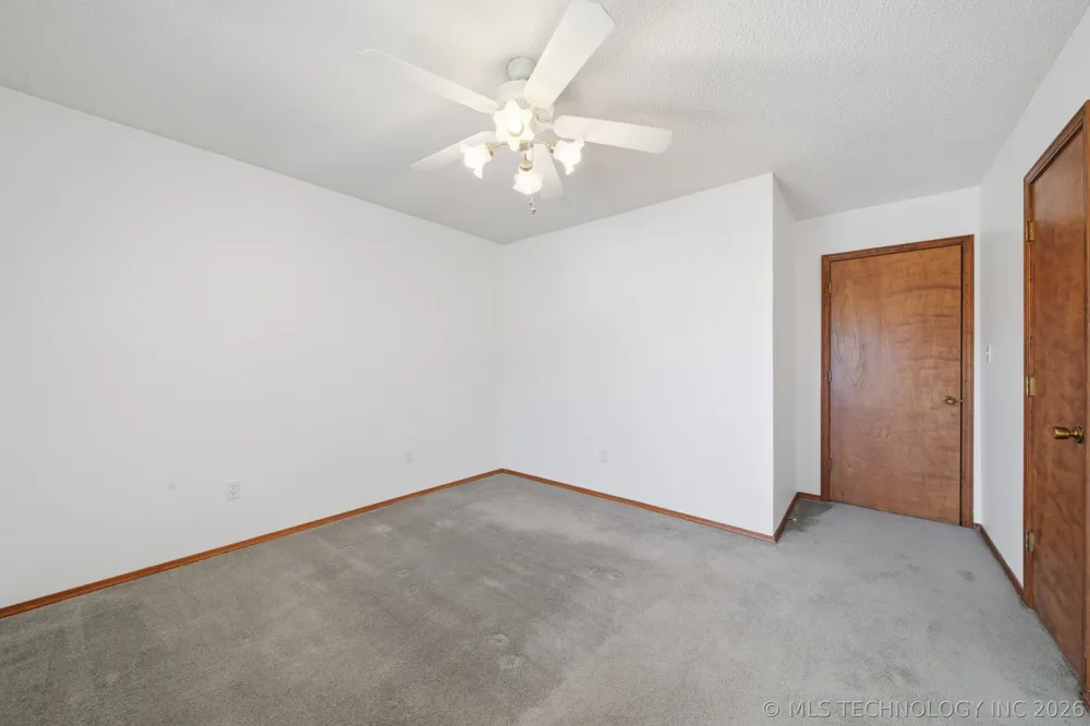 1001 Hopi Street Chouteau, OK 74337