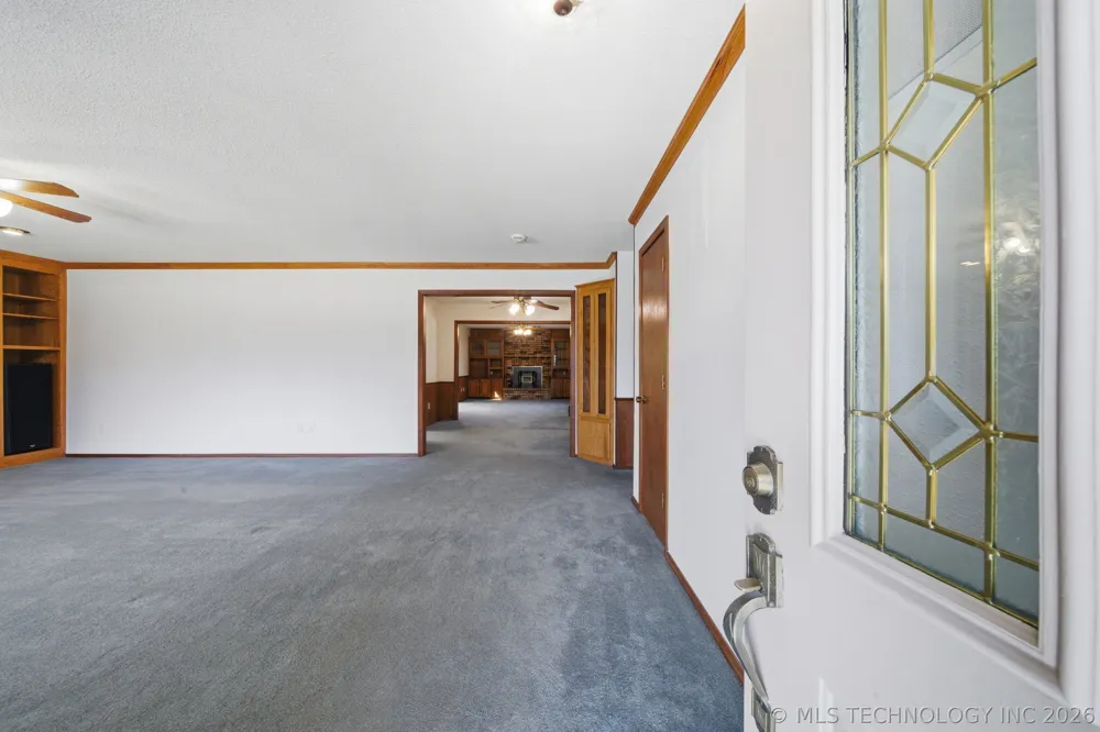 1001 Hopi Street Chouteau, OK 74337