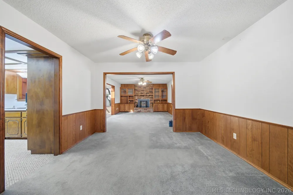 1001 Hopi Street Chouteau, OK 74337