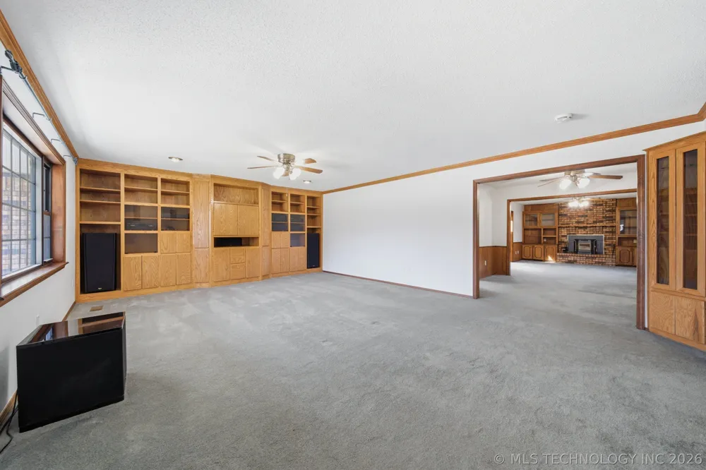 1001 Hopi Street Chouteau, OK 74337