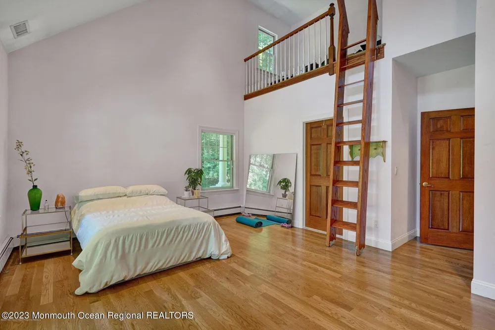 67 Phalanx Road Lincroft, NJ 07738
