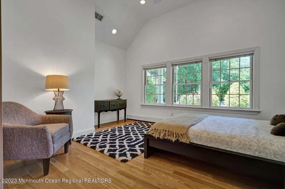 67 Phalanx Road Lincroft, NJ 07738