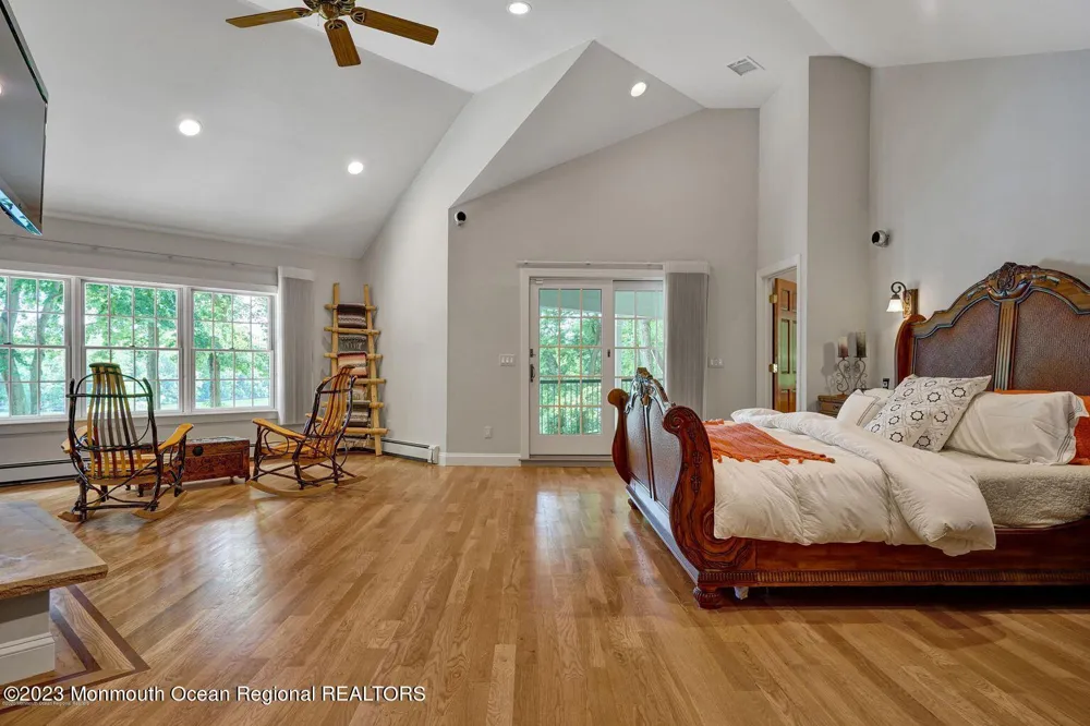 67 Phalanx Road Lincroft, NJ 07738