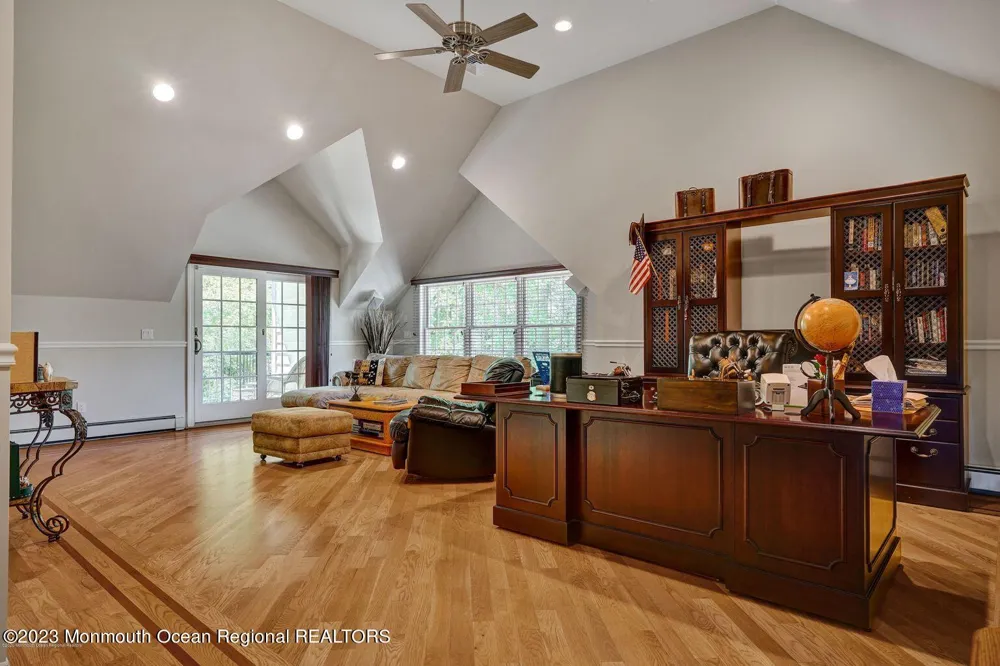 67 Phalanx Road Lincroft, NJ 07738