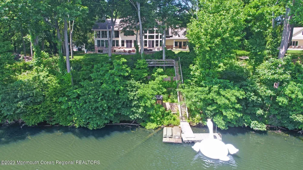 67 Phalanx Road Lincroft, NJ 07738