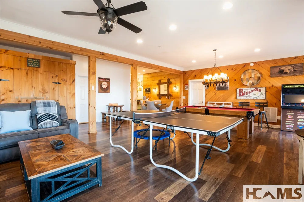 1624 Tower Road Sapphire, NC 28774