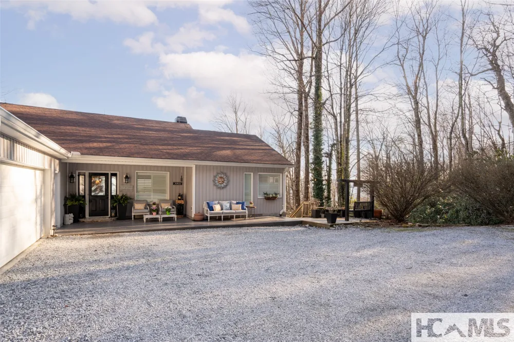 1624 Tower Road Sapphire, NC 28774
