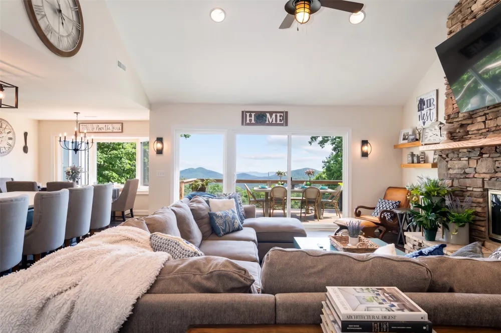 1624 Tower Road Sapphire, NC 28774