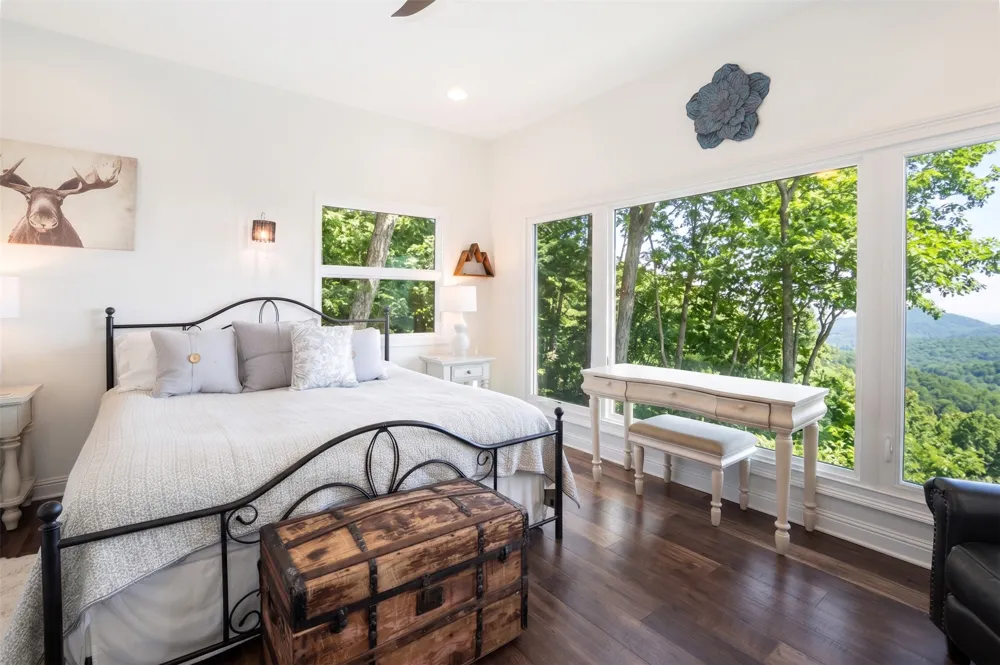 1624 Tower Road Sapphire, NC 28774