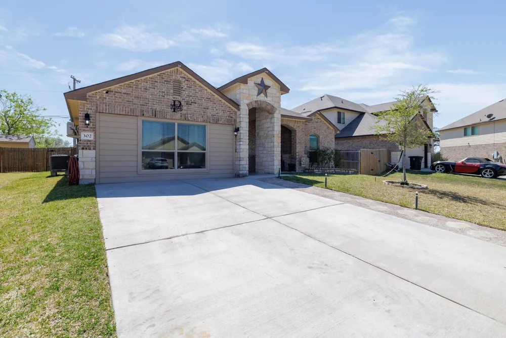 302 Paddock Lane Killeen, TX 76542
