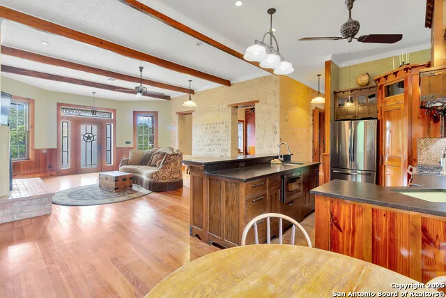 113 james Brackettville, TX 78832