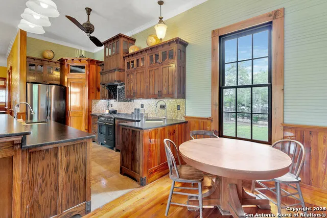 113 james Brackettville, TX 78832