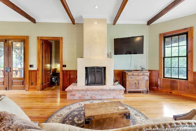 113 james Brackettville, TX 78832