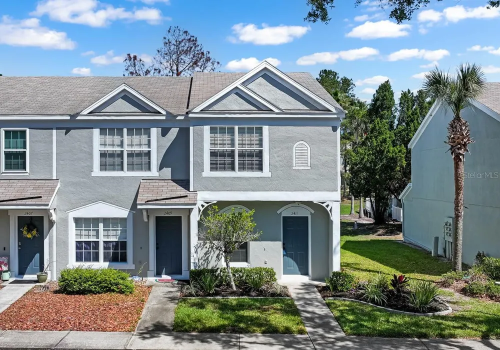 2411 LAKE WOODBERRY CIRCLE Brandon, FL 33510