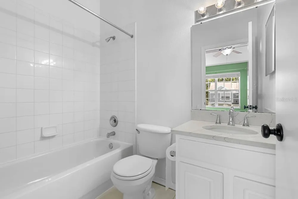 2411 LAKE WOODBERRY CIRCLE Brandon, FL 33510
