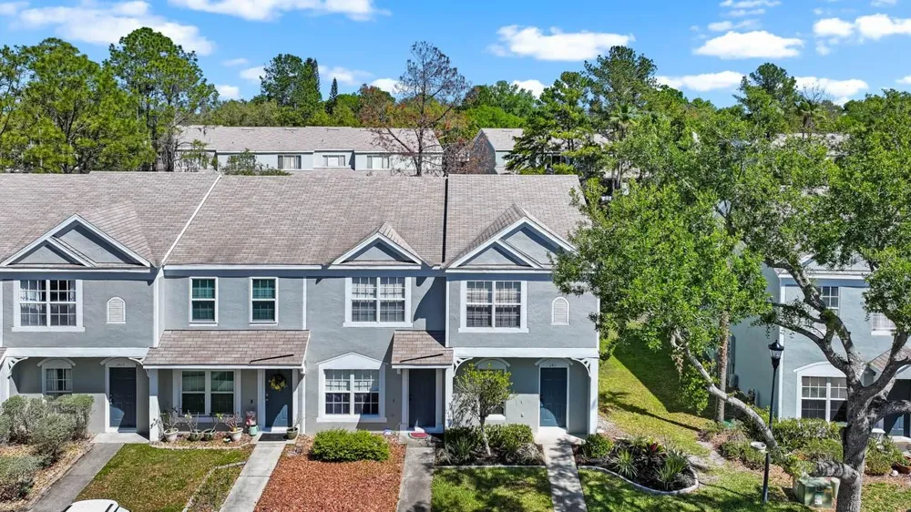 2411 LAKE WOODBERRY CIRCLE Brandon, FL 33510