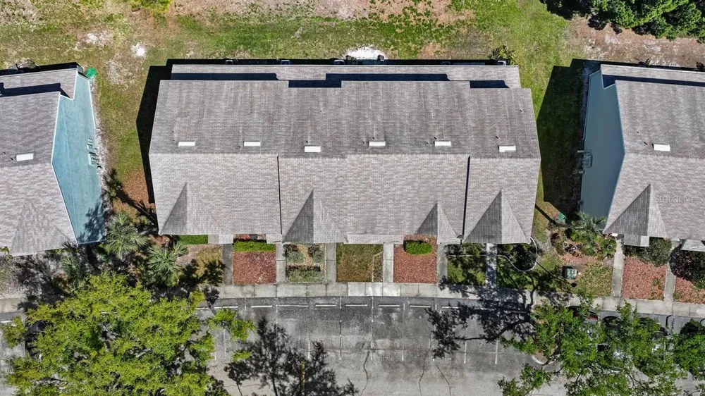 2411 LAKE WOODBERRY CIRCLE Brandon, FL 33510