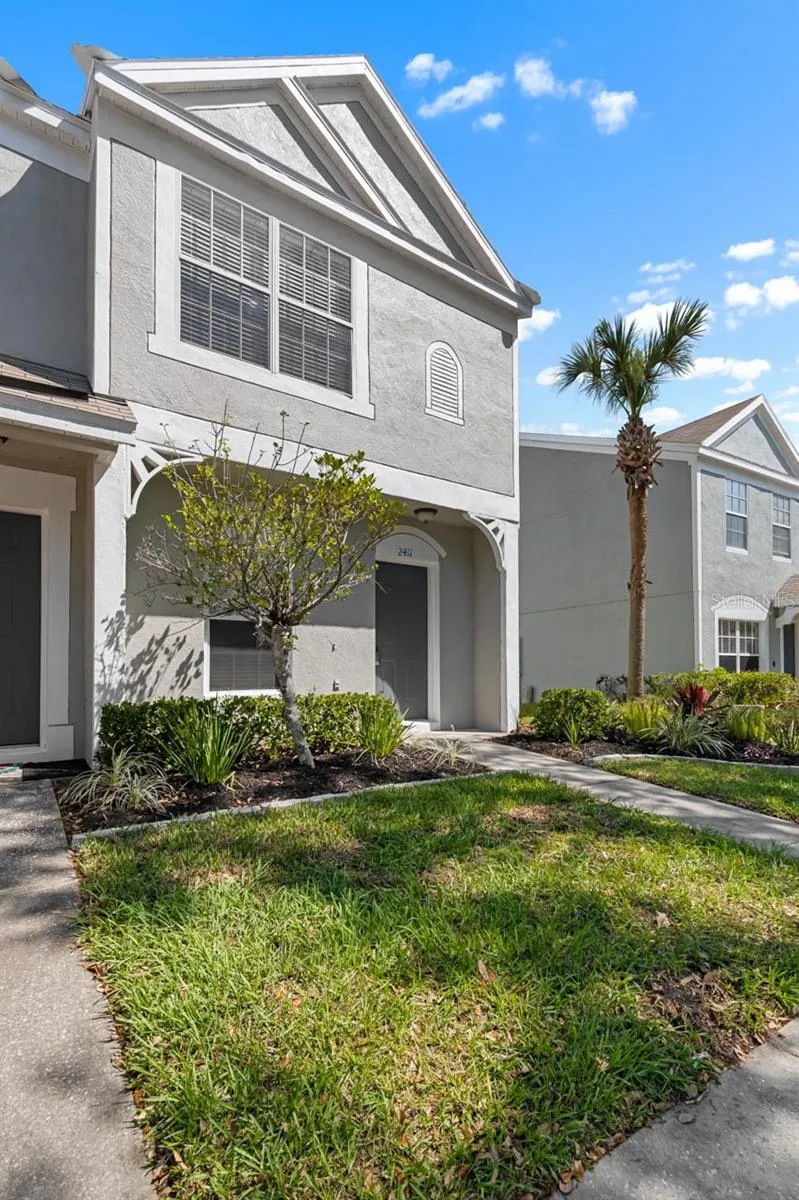 2411 LAKE WOODBERRY CIRCLE Brandon, FL 33510