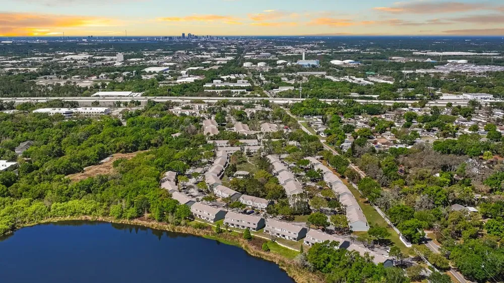 2411 LAKE WOODBERRY CIRCLE Brandon, FL 33510