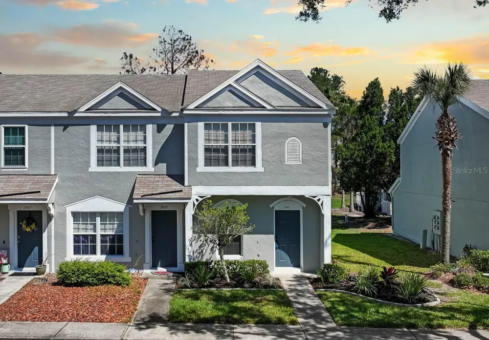 2411 LAKE WOODBERRY CIRCLE Brandon, FL 33510