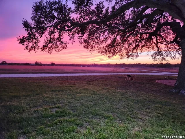 1725 Fm 2504 Poteet, TX 78065