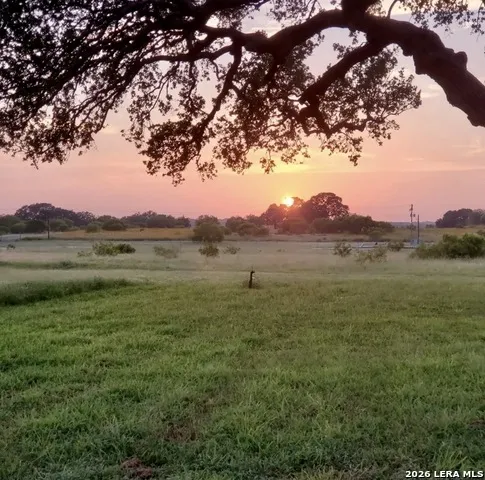 1725 Fm 2504 Poteet, TX 78065