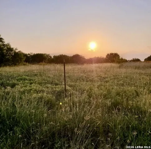1725 Fm 2504 Poteet, TX 78065
