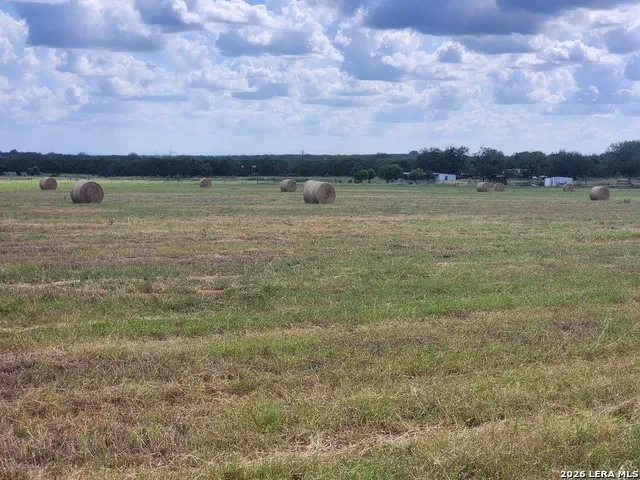 1725 Fm 2504 Poteet, TX 78065