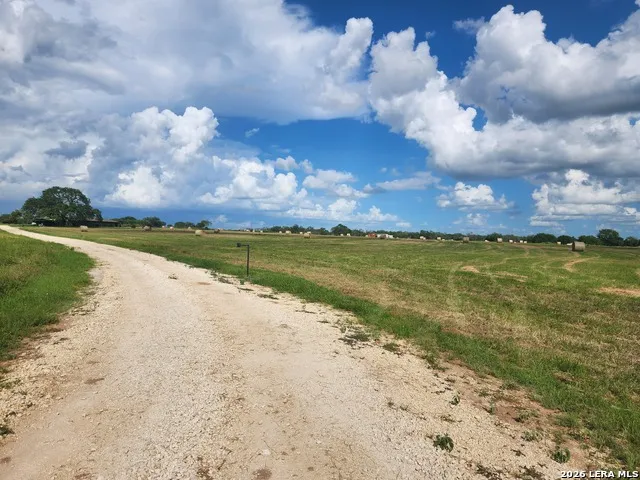 1725 Fm 2504 Poteet, TX 78065