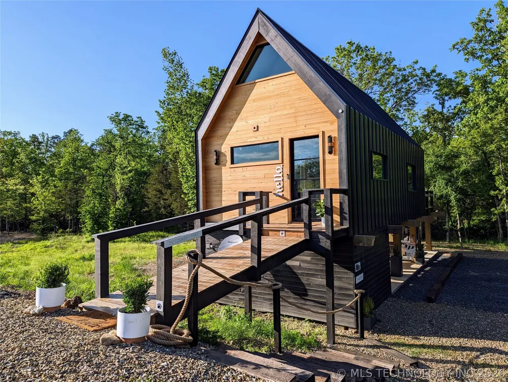 207 Lookout Pines Broken Bow, OK 74728