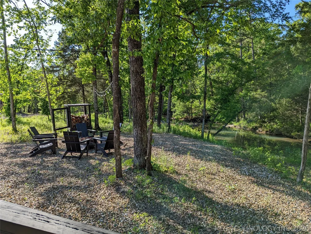 207 Lookout Pines Broken Bow, OK 74728