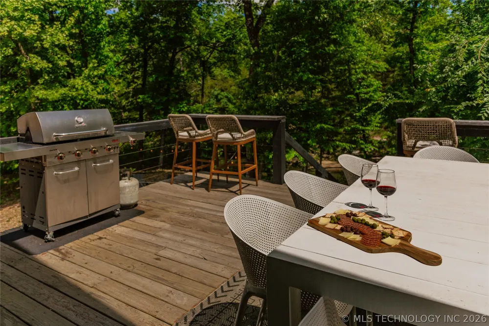 207 Lookout Pines Broken Bow, OK 74728