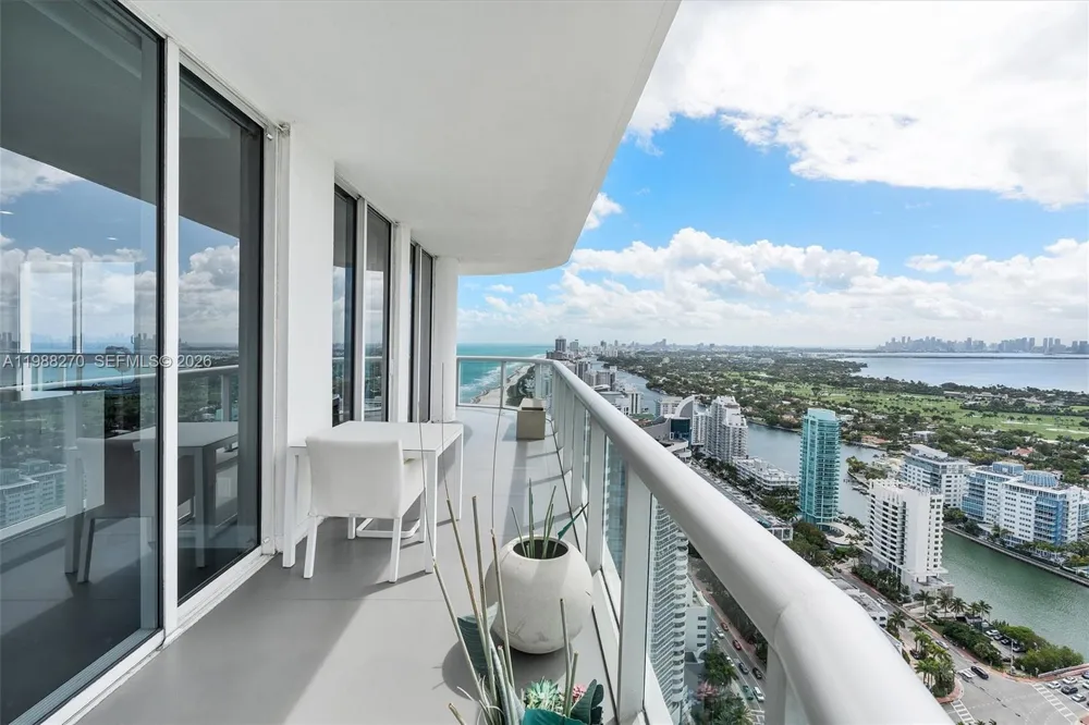 6365 Collins Ave #4307 Miami Beach, FL 33141