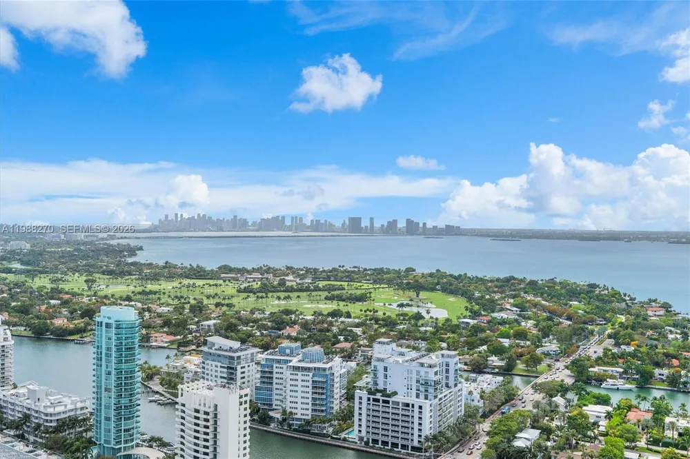 6365 Collins Ave #4307 Miami Beach, FL 33141